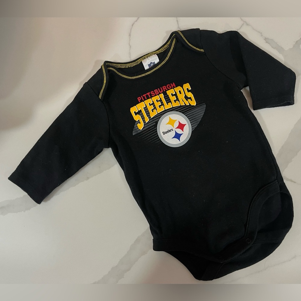 Long sleeve Pittsburgh Steelers onesie